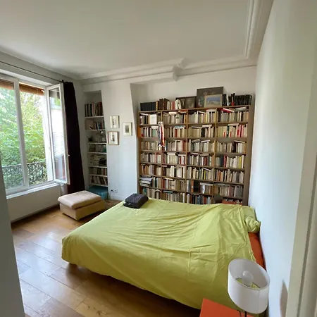 Le Chaumont 160m2 5 * Paris
